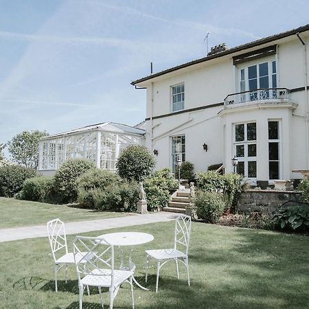 Highfield Hall Mold Exterior foto
